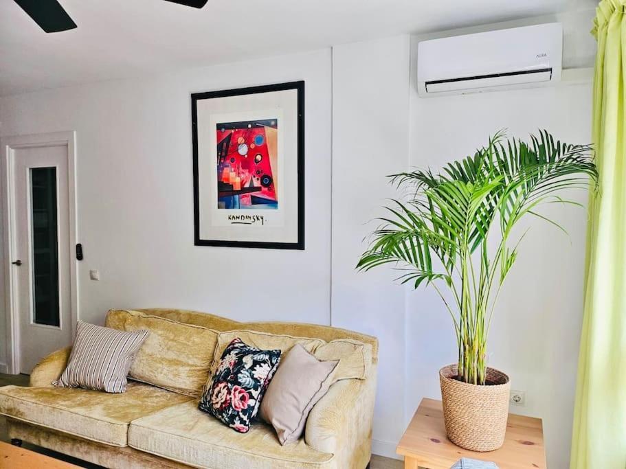 Centrico Piso Con 2 Camas De Matrimonio Apartamento Málaga